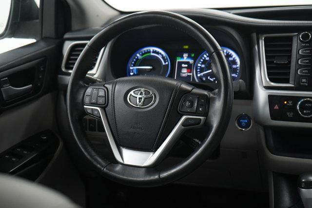 used 2015 Toyota Highlander Hybrid car, priced at $22,997