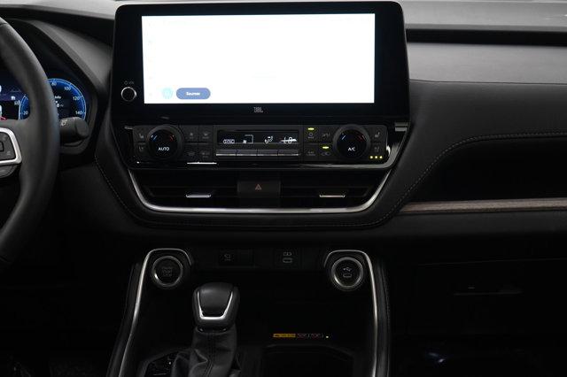 used 2025 Toyota Grand Highlander car, priced at $57,998