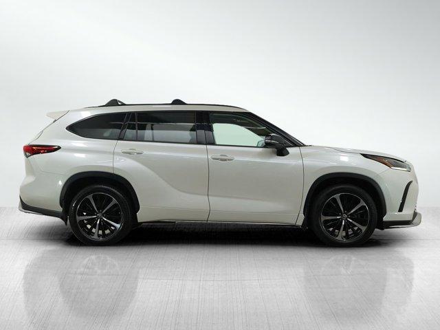 used 2021 Toyota Highlander car, priced at $28,799