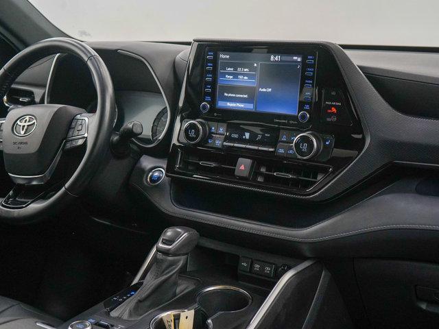 used 2021 Toyota Highlander car, priced at $28,799