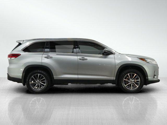 used 2019 Toyota Highlander car, priced at $29,998