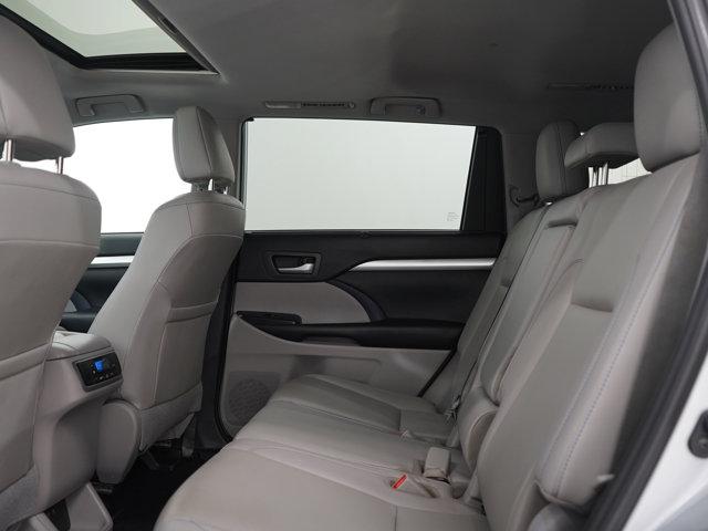 used 2019 Toyota Highlander car, priced at $29,998