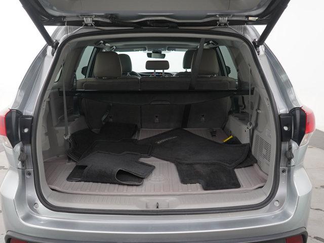 used 2019 Toyota Highlander car, priced at $29,998