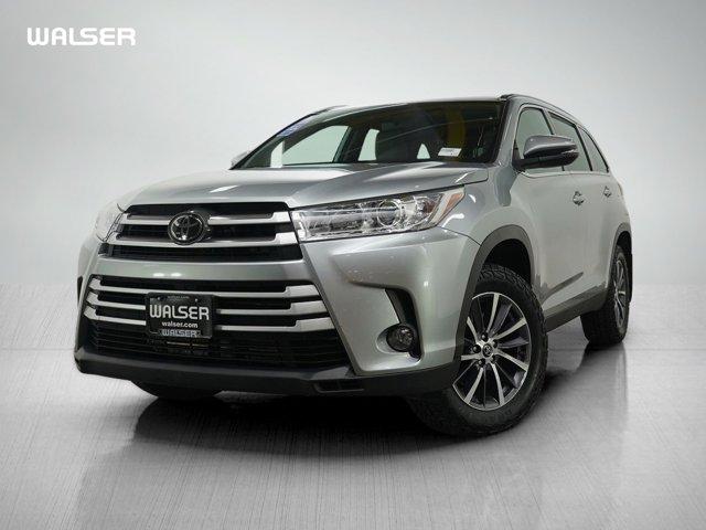 used 2019 Toyota Highlander car, priced at $29,998