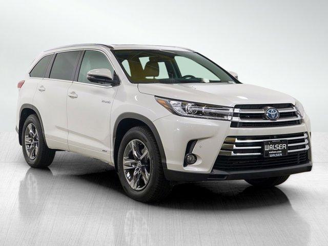 used 2017 Toyota Highlander Hybrid car, priced at $26,998