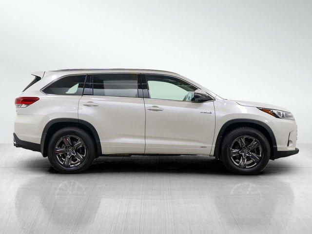 used 2017 Toyota Highlander Hybrid car, priced at $26,998