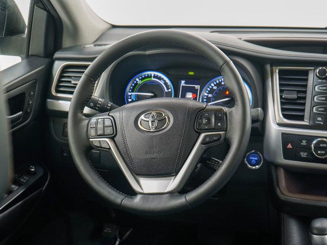 used 2017 Toyota Highlander Hybrid car, priced at $26,998