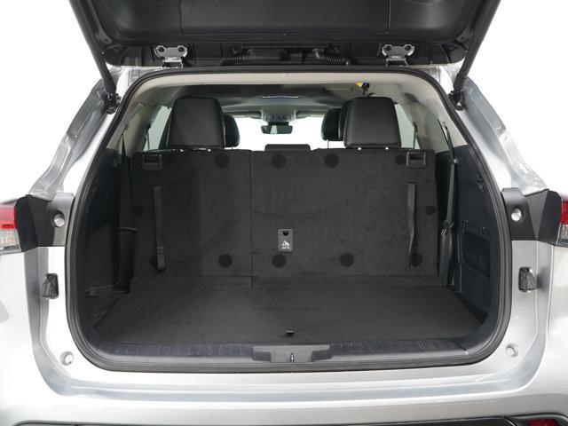 used 2024 Toyota Highlander car, priced at $45,499