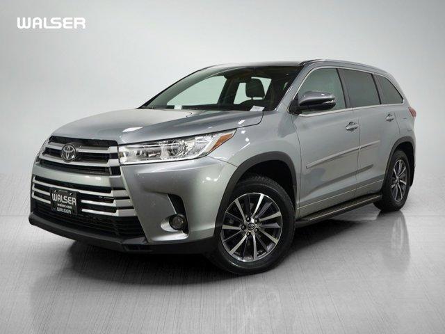 used 2017 Toyota Highlander car, priced at $24,998