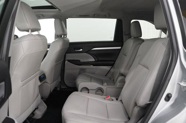 used 2017 Toyota Highlander car, priced at $24,998