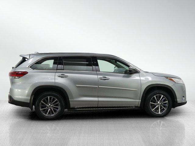 used 2017 Toyota Highlander car, priced at $24,998