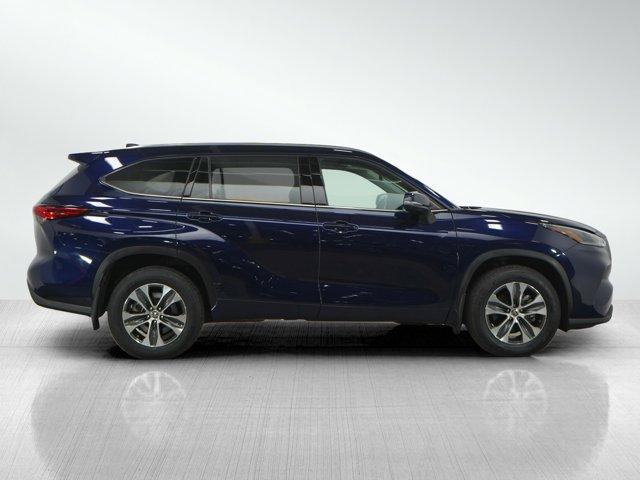 used 2021 Toyota Highlander car, priced at $34,998