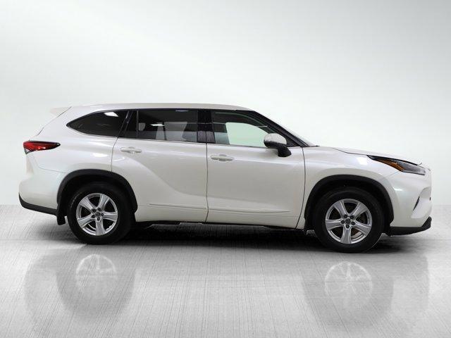 used 2021 Toyota Highlander car, priced at $27,399