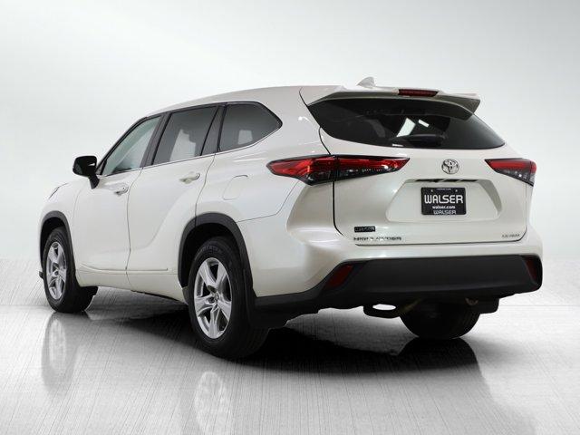 used 2021 Toyota Highlander car, priced at $27,399