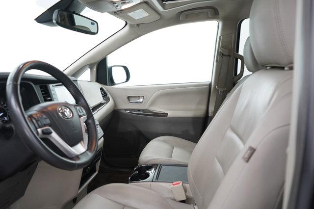 used 2018 Toyota Sienna car, priced at $31,998