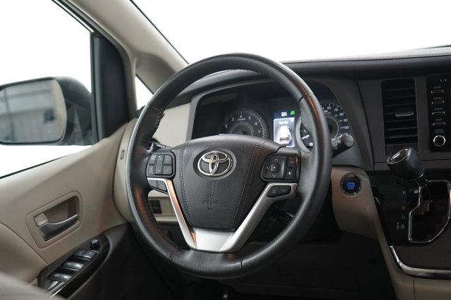 used 2018 Toyota Sienna car, priced at $31,998