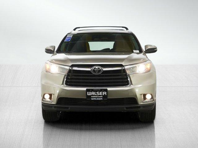 used 2014 Toyota Highlander car, priced at $13,797