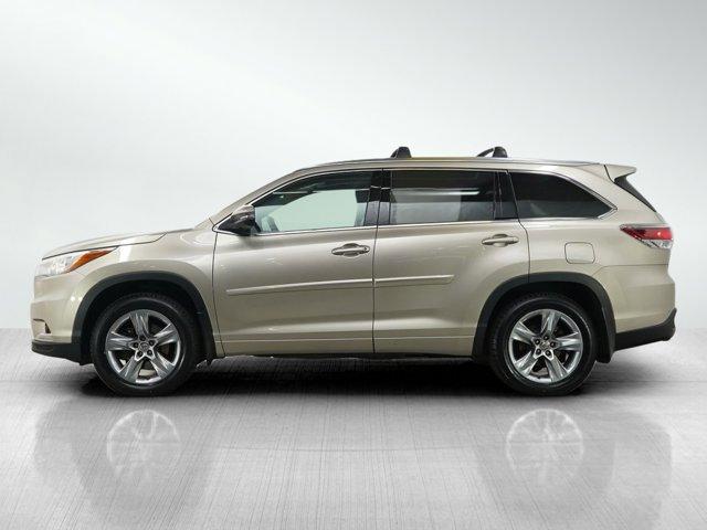 used 2014 Toyota Highlander car, priced at $13,797