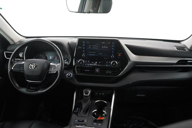 used 2020 Toyota Highlander car, priced at $28,998