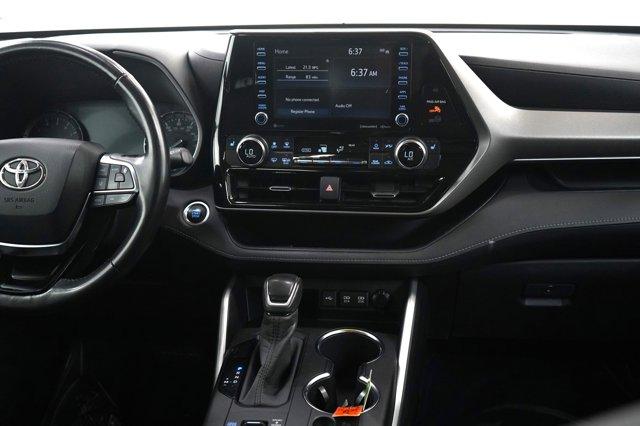 used 2020 Toyota Highlander car, priced at $28,998