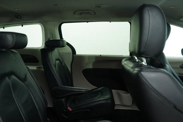 used 2022 Chrysler Pacifica car, priced at $22,399