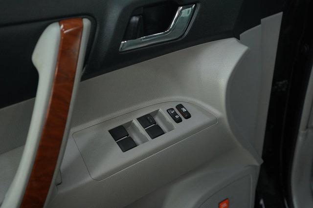 used 2010 Toyota Highlander car, priced at $12,997