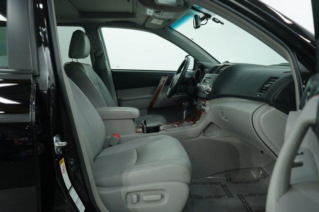 used 2010 Toyota Highlander car, priced at $12,997
