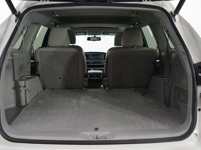 used 2016 Toyota Highlander car, priced at $21,797