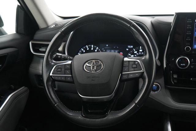 used 2021 Toyota Highlander car, priced at $35,299