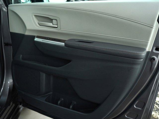 used 2021 Toyota Sienna car, priced at $39,998