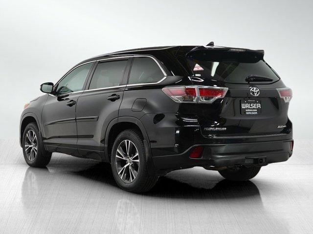 used 2016 Toyota Highlander car, priced at $18,797