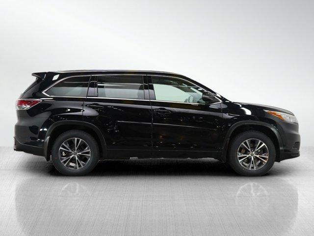 used 2016 Toyota Highlander car, priced at $18,797