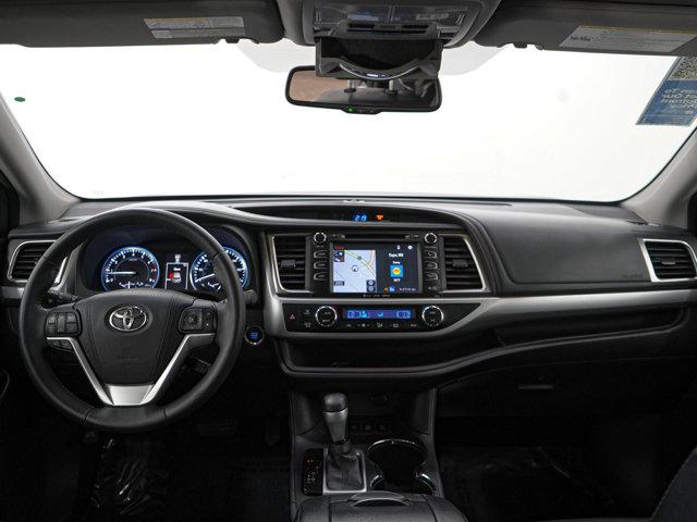 used 2016 Toyota Highlander car, priced at $18,797