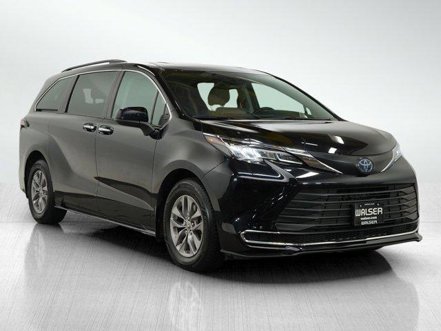 used 2022 Toyota Sienna car, priced at $42,699