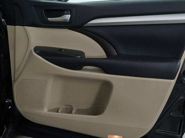 used 2016 Toyota Highlander car, priced at $17,297