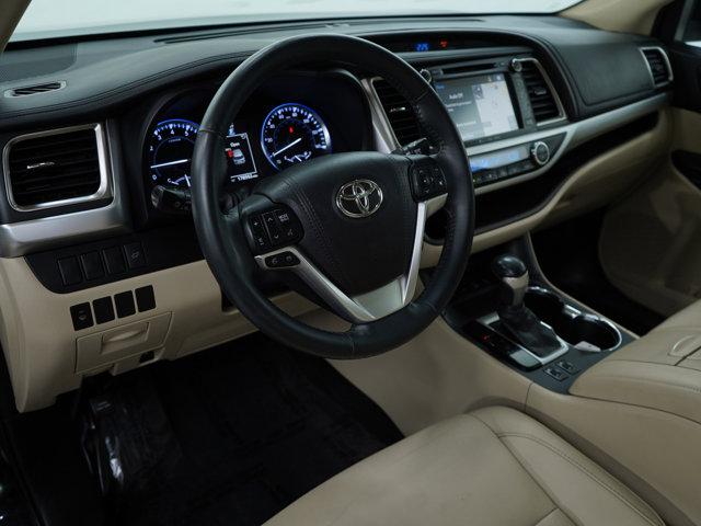used 2016 Toyota Highlander car, priced at $17,297