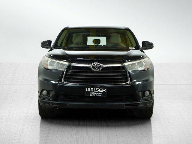 used 2016 Toyota Highlander car, priced at $17,297