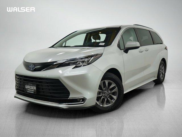 used 2022 Toyota Sienna car, priced at $40,998