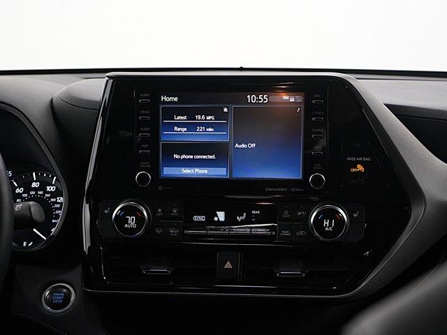 used 2021 Toyota Highlander car, priced at $31,699