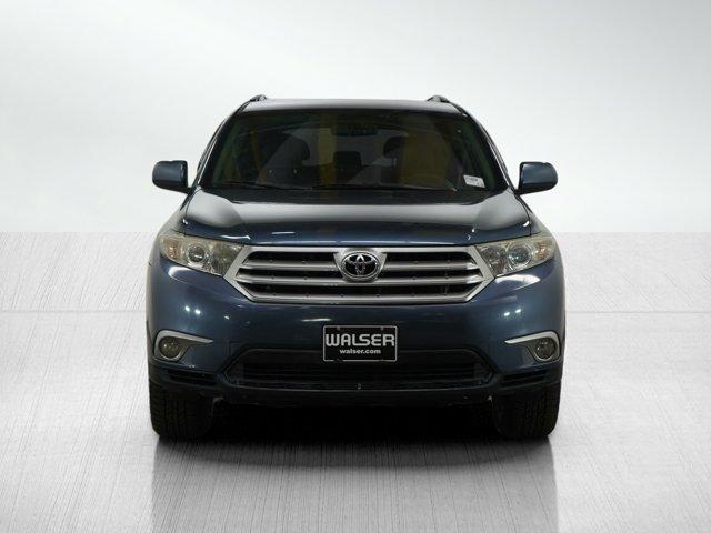 used 2013 Toyota Highlander car, priced at $17,697