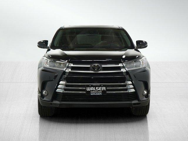 used 2017 Toyota Highlander car, priced at $24,699