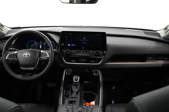 used 2025 Toyota Grand Highlander car, priced at $56,998