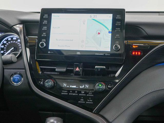 used 2024 Toyota Camry Hybrid car, priced at $32,998