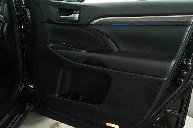 used 2017 Toyota Highlander car, priced at $28,998