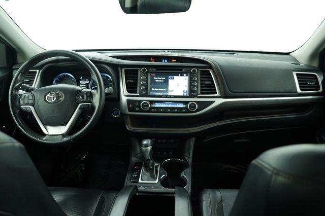 used 2017 Toyota Highlander car, priced at $28,998