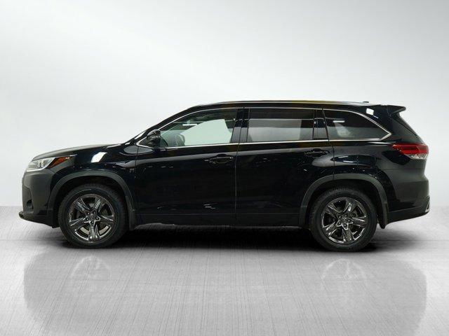 used 2017 Toyota Highlander car, priced at $28,998