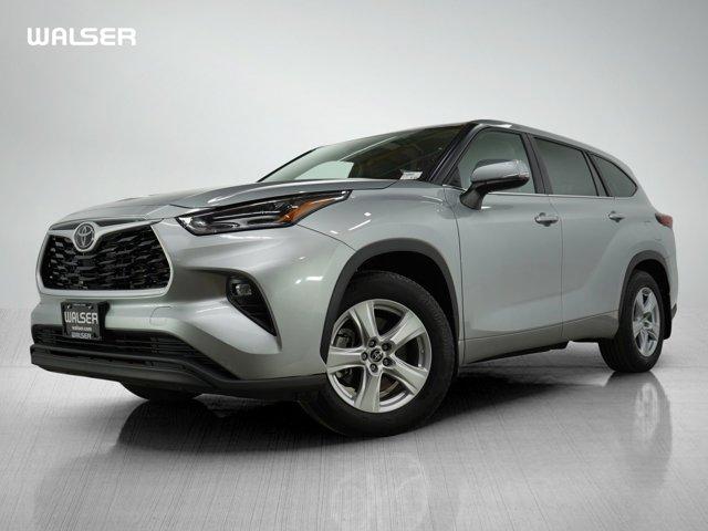 used 2023 Toyota Highlander car, priced at $35,998