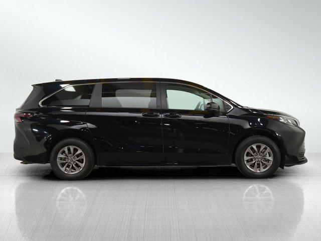 used 2024 Toyota Sienna car, priced at $40,599