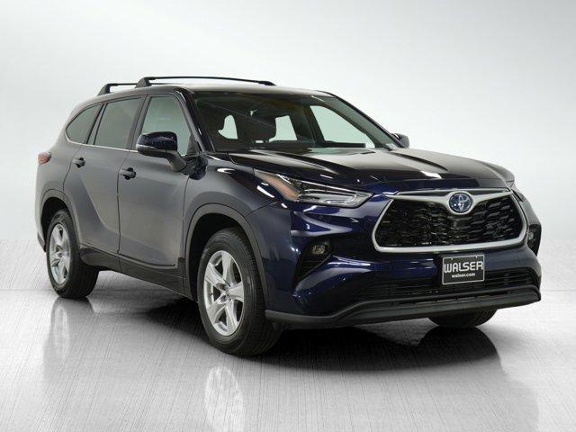 used 2023 Toyota Highlander Hybrid car, priced at $37,998