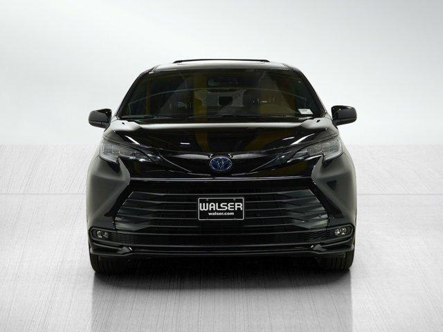 used 2025 Toyota Sienna car, priced at $56,399